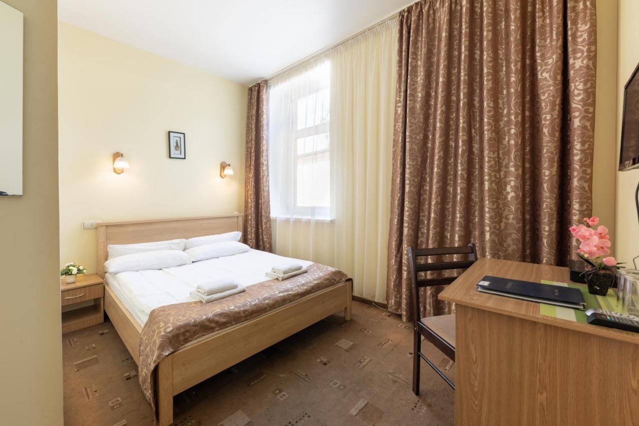 Spare Hotel And Bowling Riga Extérieur photo