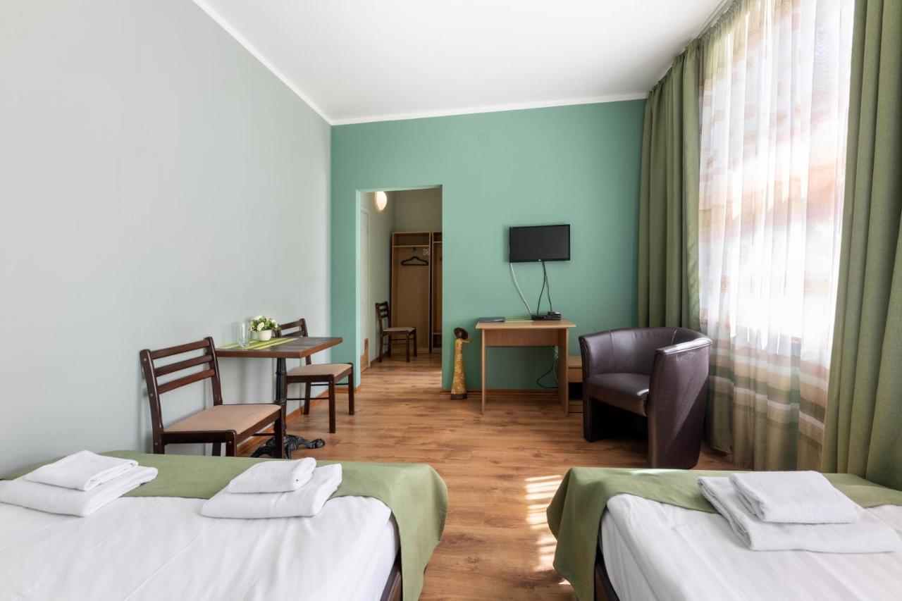 Spare Hotel And Bowling Riga Extérieur photo