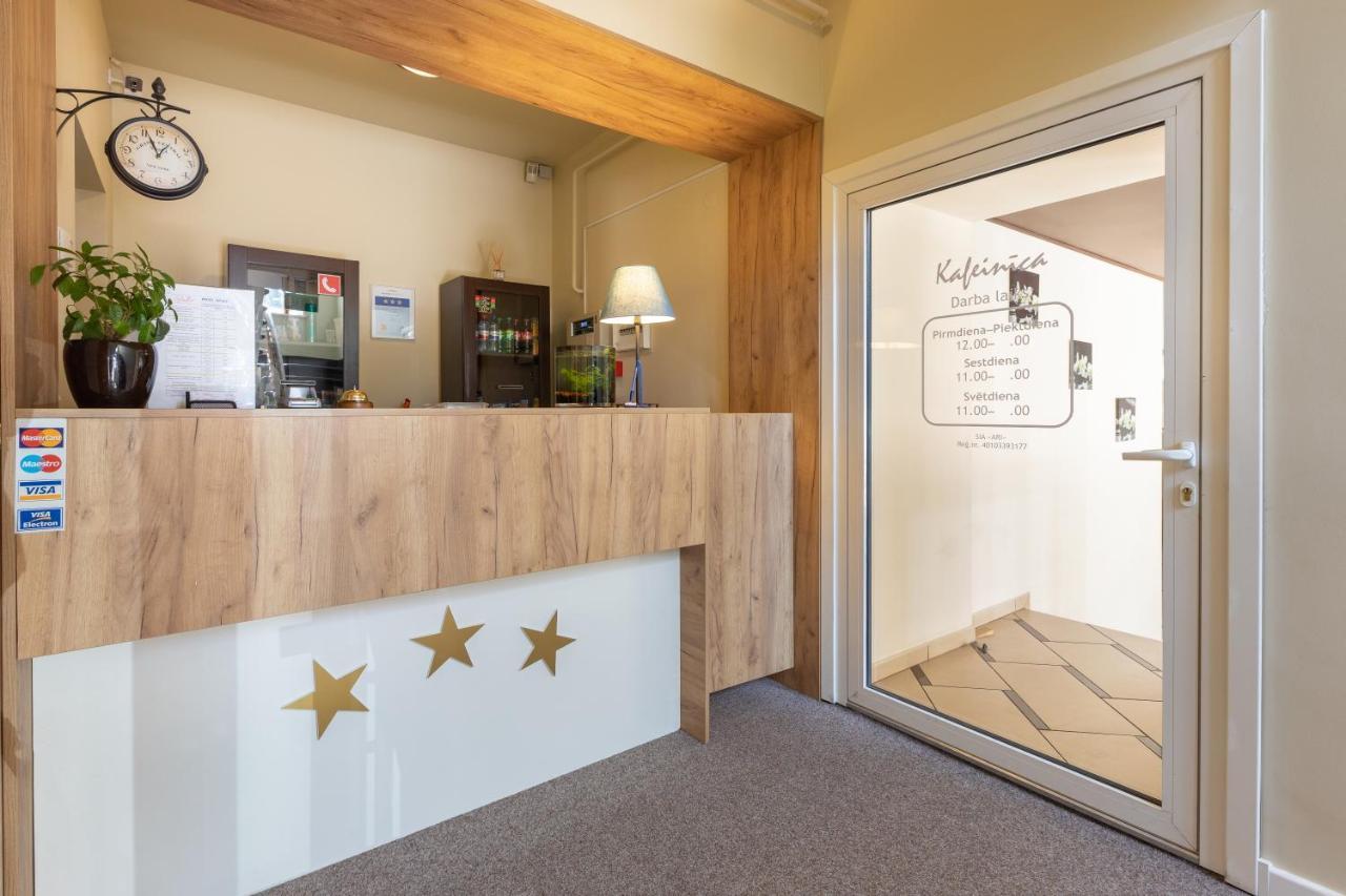 Spare Hotel And Bowling Riga Extérieur photo